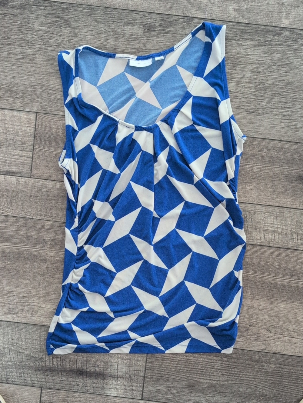 NY & Co. Blue & White Geometric Sleeveless Top